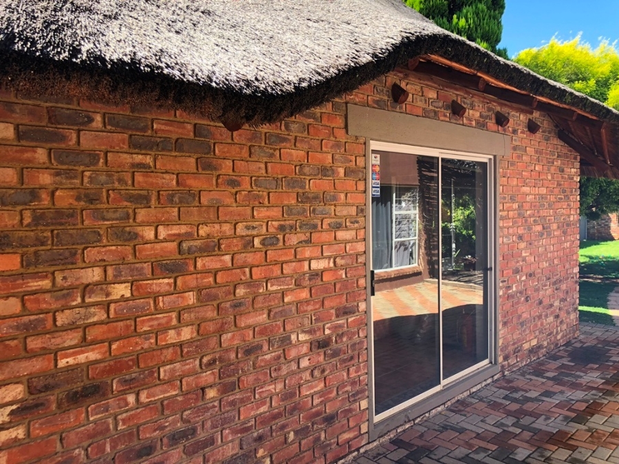 3 Bedroom Property for Sale in Grimbeeck Park North West